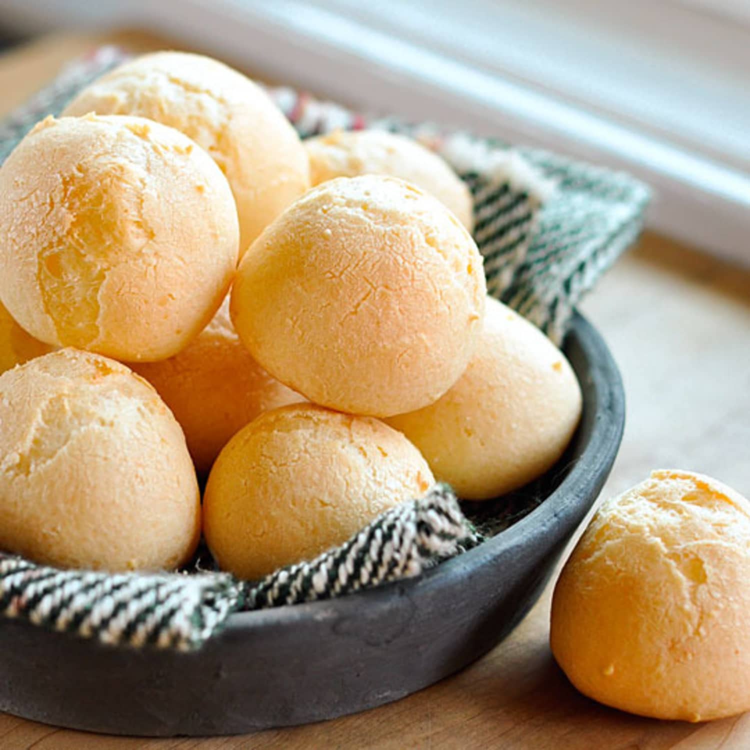 芝士面包球（Pão de Queijo）.jpg