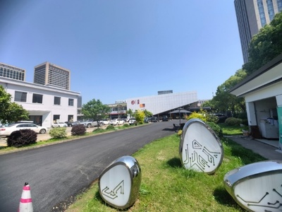 澳门巴西名品汇无人体验店接受葡萄牙媒体采访